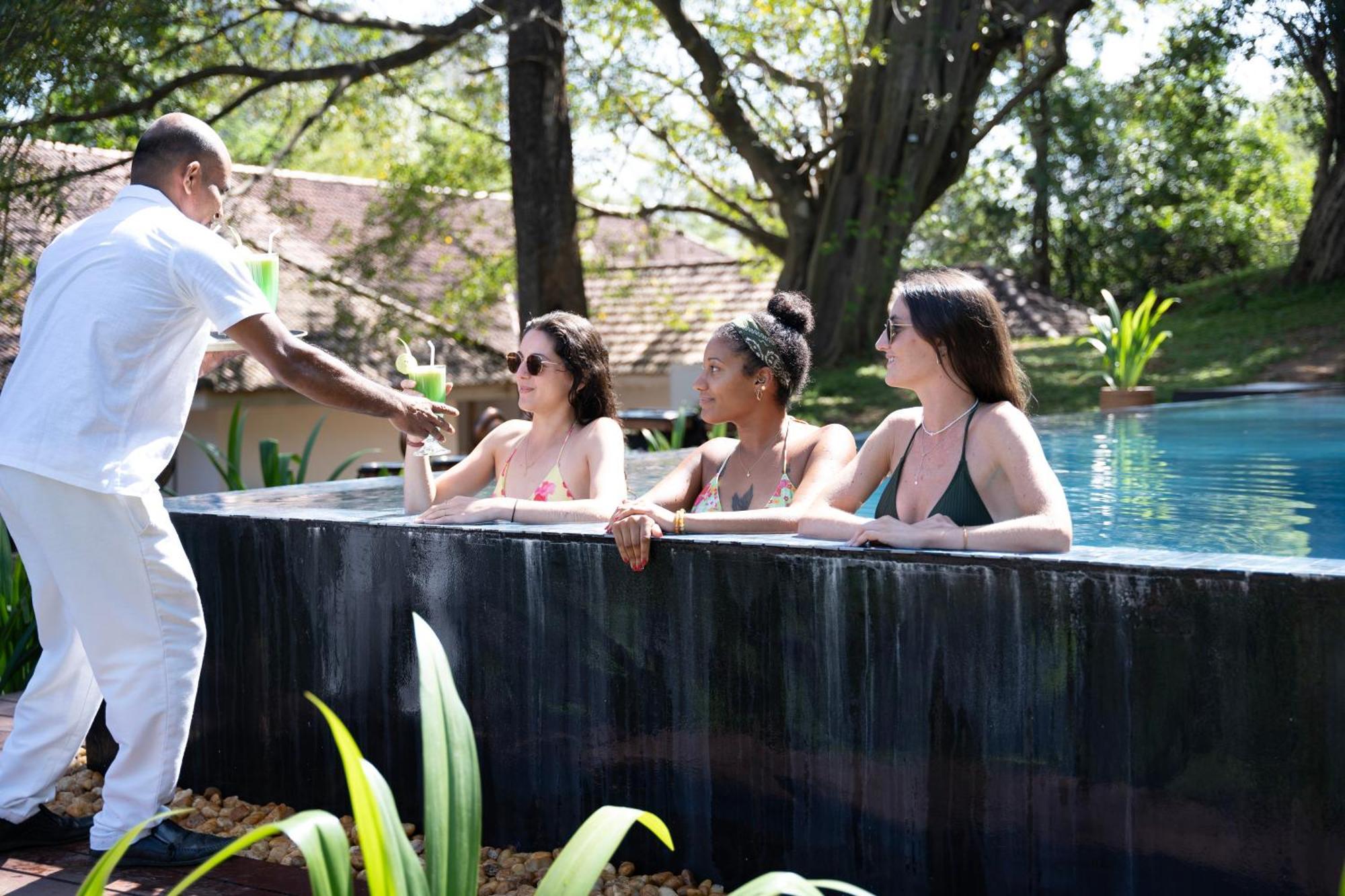 Ekho Sigiriya Hotel Luaran gambar